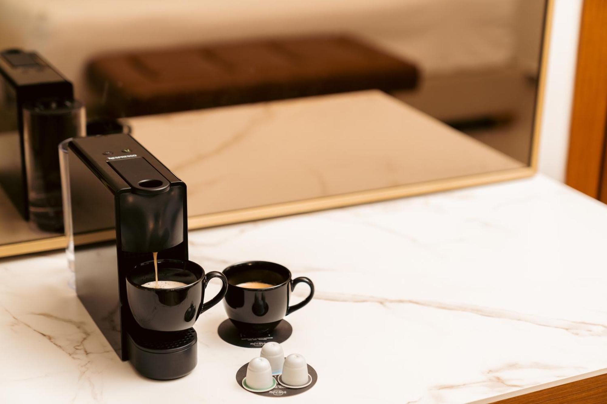 Hard Rock Hotel & Casino Punta Cana (Adults Only) מראה חיצוני תמונה A Nespresso coffee machine