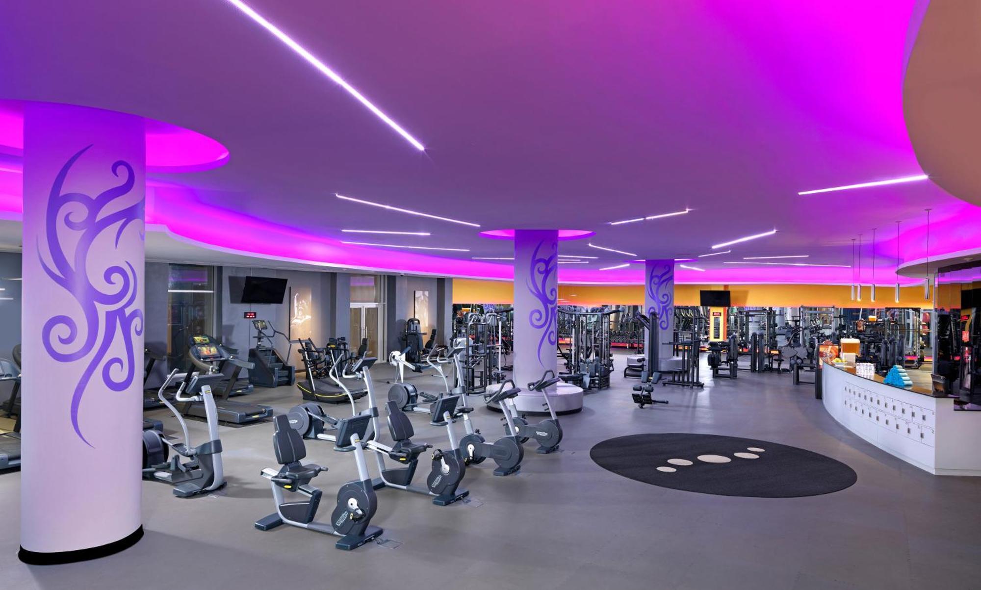 Hard Rock Hotel & Casino Punta Cana (Adults Only) מראה חיצוני תמונה Anytime Fitness in the Netherlands