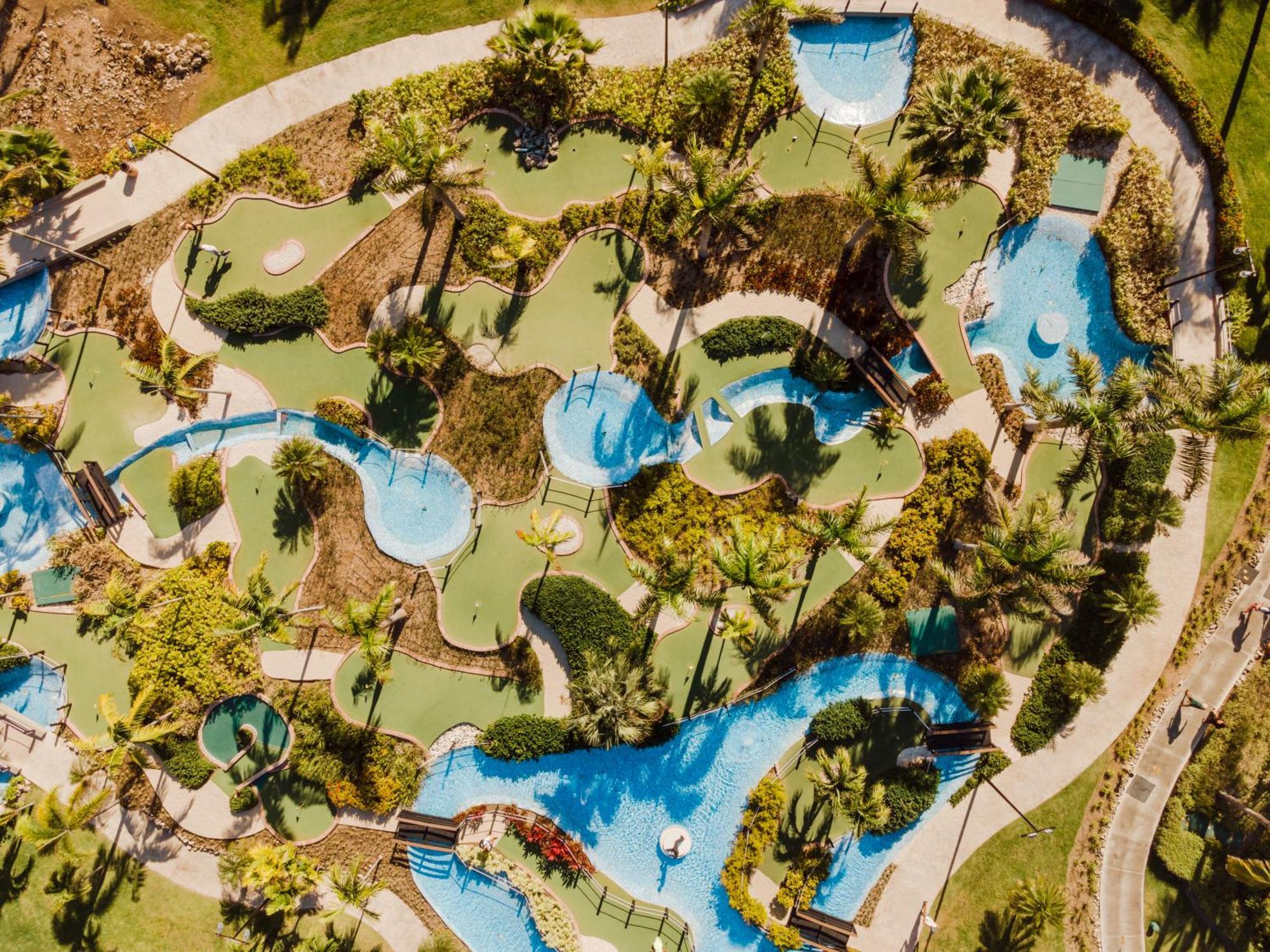 Hard Rock Hotel & Casino Punta Cana (Adults Only) מראה חיצוני תמונה Model of the park